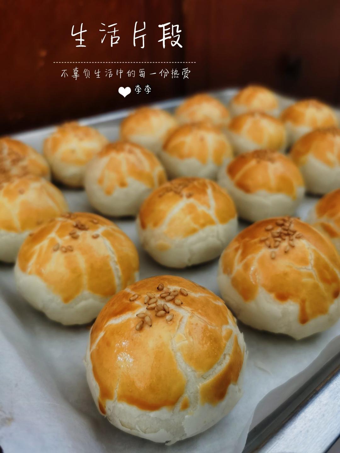 超简单 免揉 酥掉渣的蛋黄酥(超详细附全程视频)不破酥『万能酥皮』