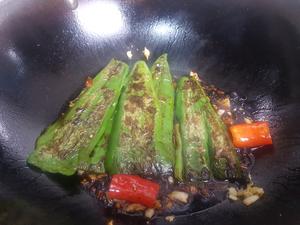 广东人也爱吃的下饭神器—虎皮青椒的做法 步骤8