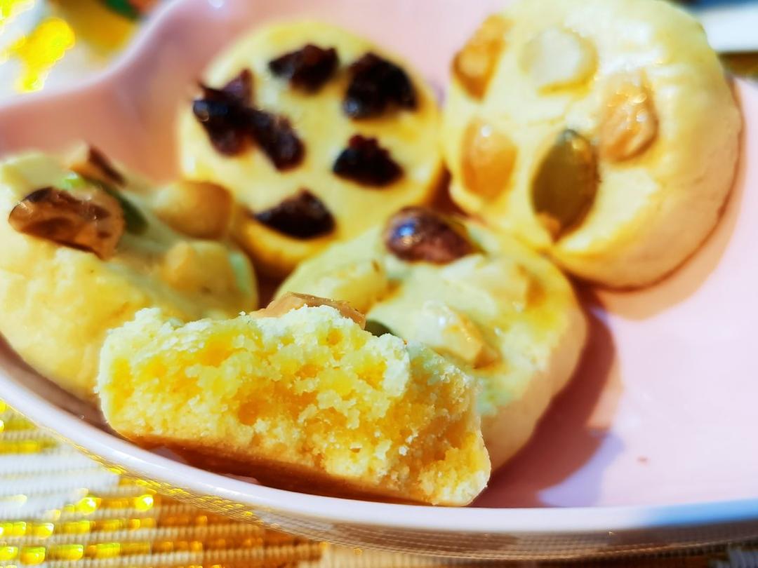 酥的掉渣的杏仁曲奇饼干