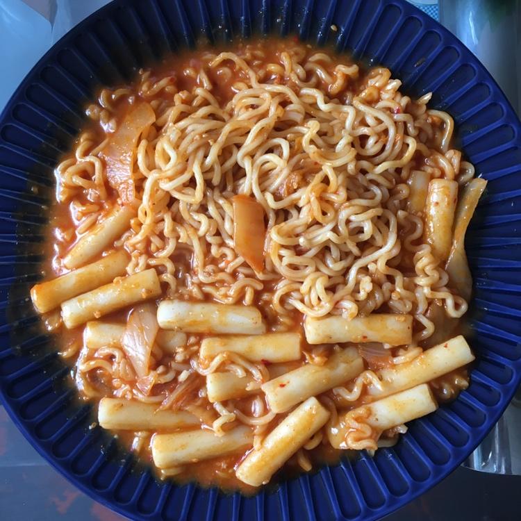 韩式辣炒年糕（or网红芝士套路之芝心年糕）