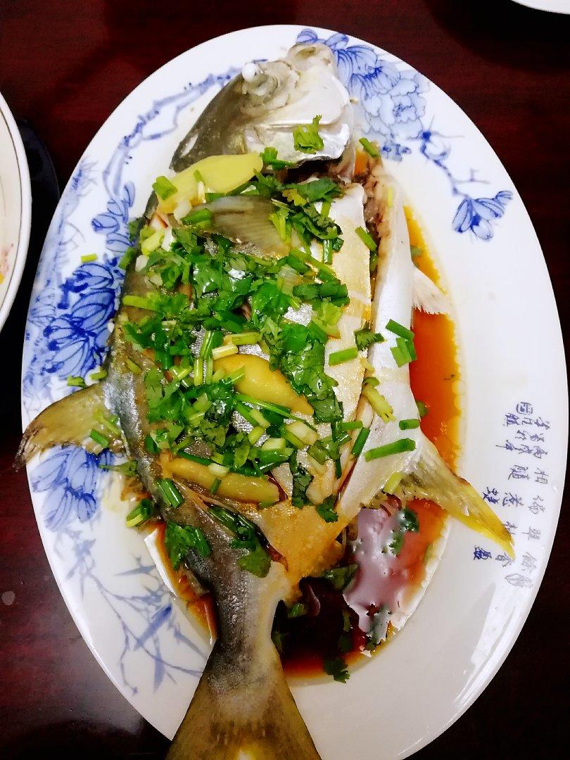 清蒸鲳鱼