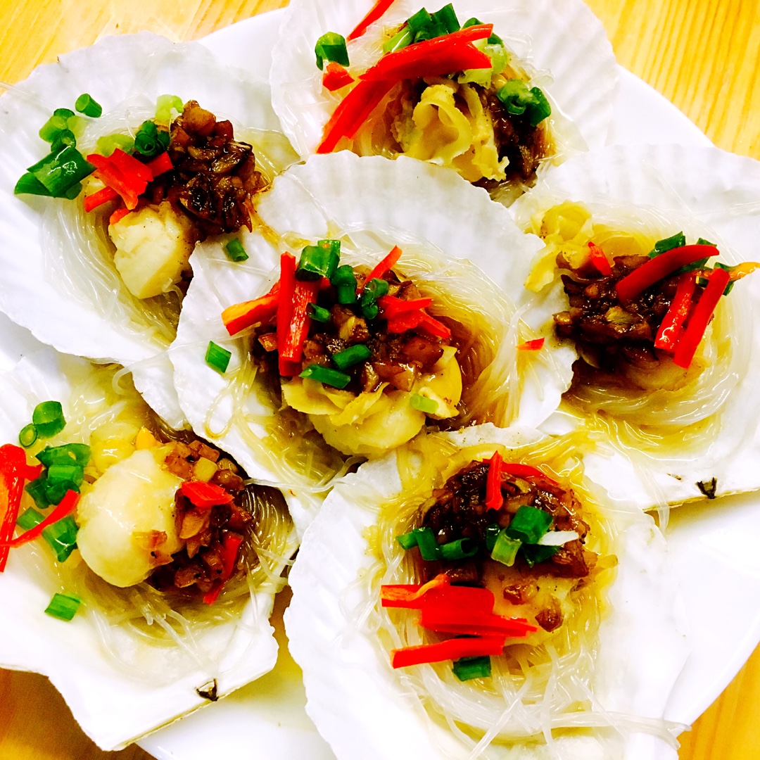 蒜蓉粉丝蒸扇贝