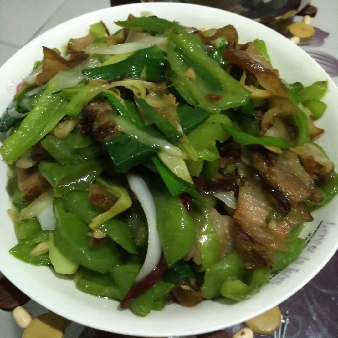 青蒜炒腊肉