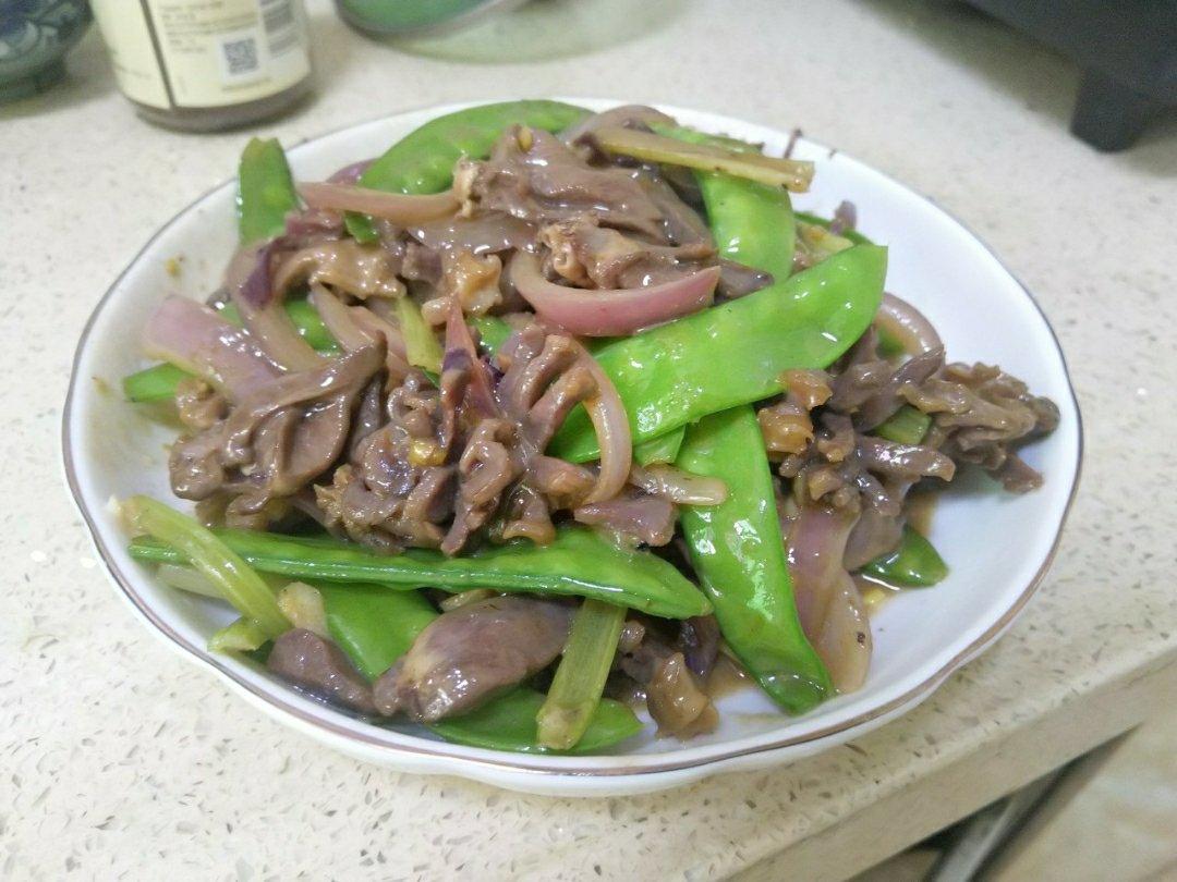 鸡杂炒时蔬