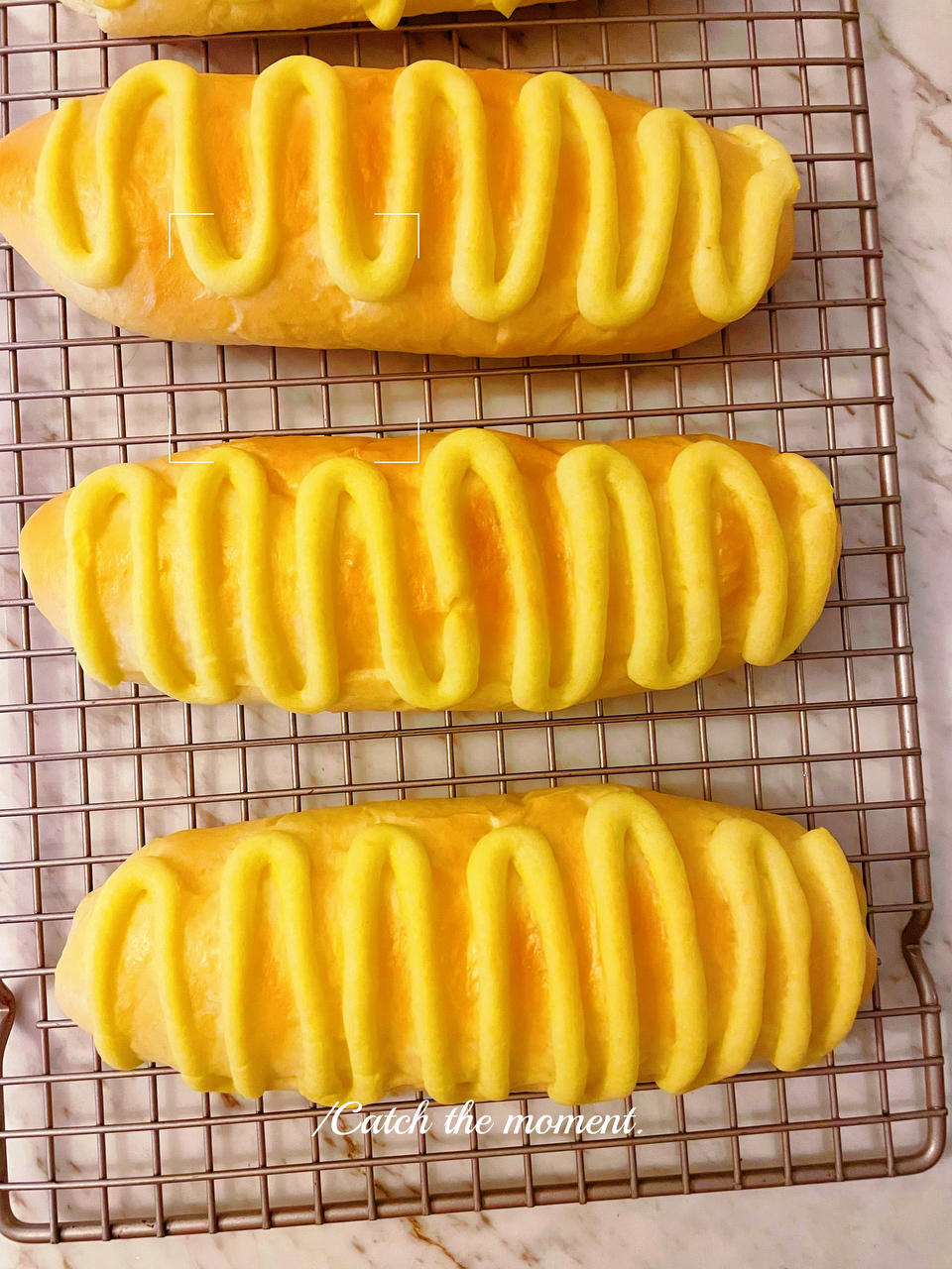 视频🐛经典｜毛毛虫面包｜美味松软｜奶味浓郁｜一口一个满足