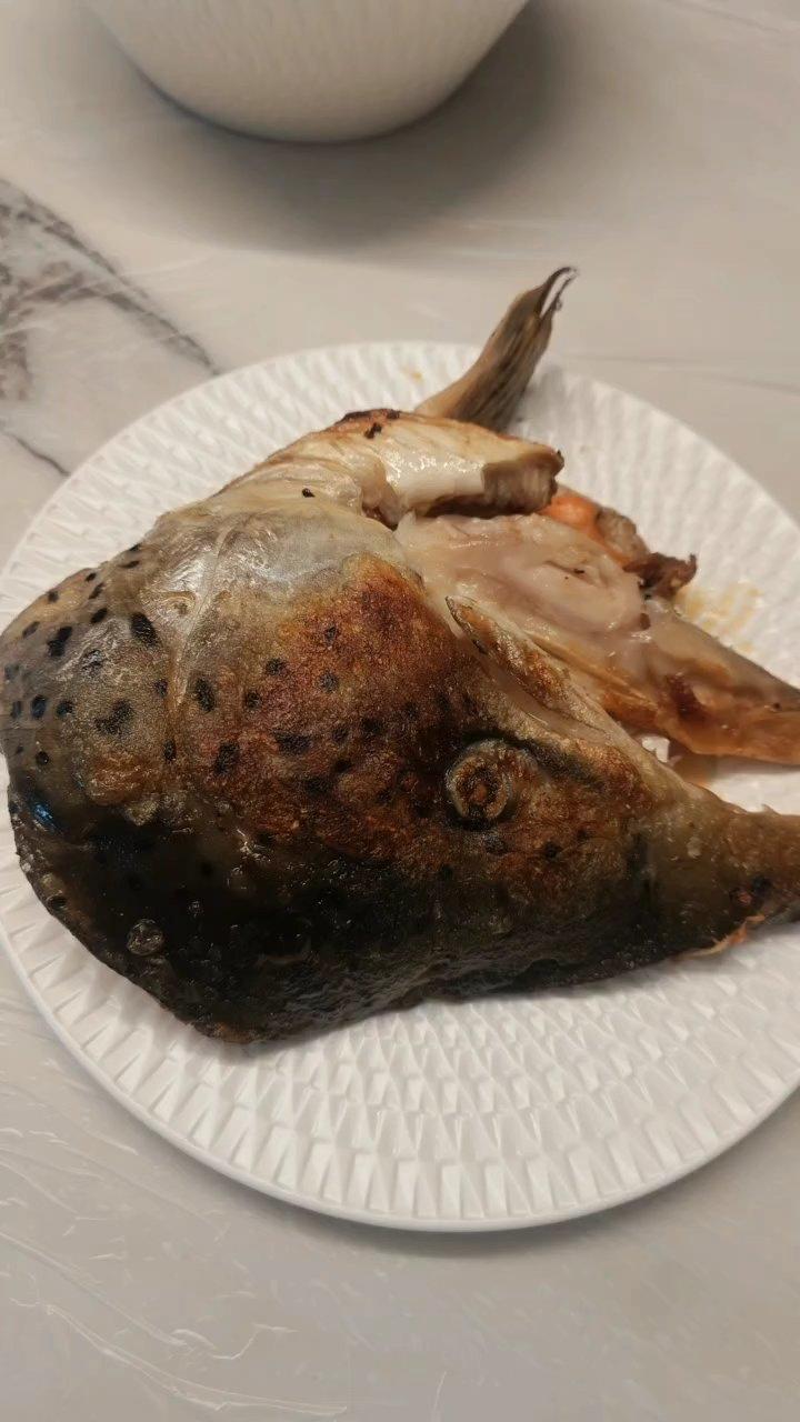 香煎三文鱼头