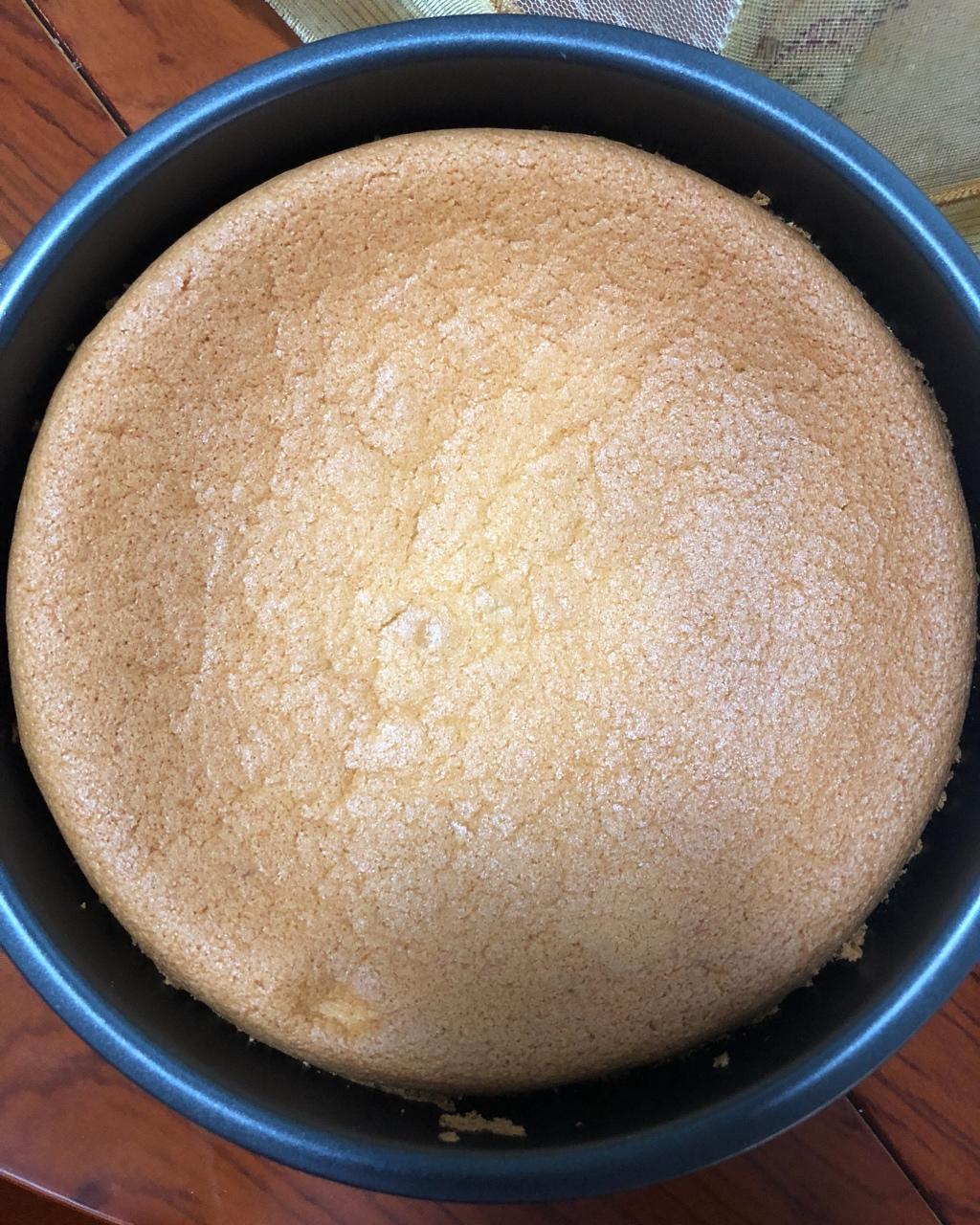 烤箱做蛋糕（戚风蛋糕的做法）