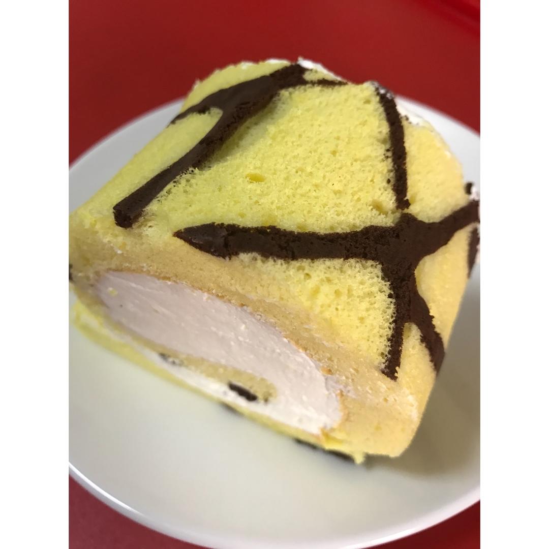 奶牛蛋糕卷+长颈鹿蛋糕卷