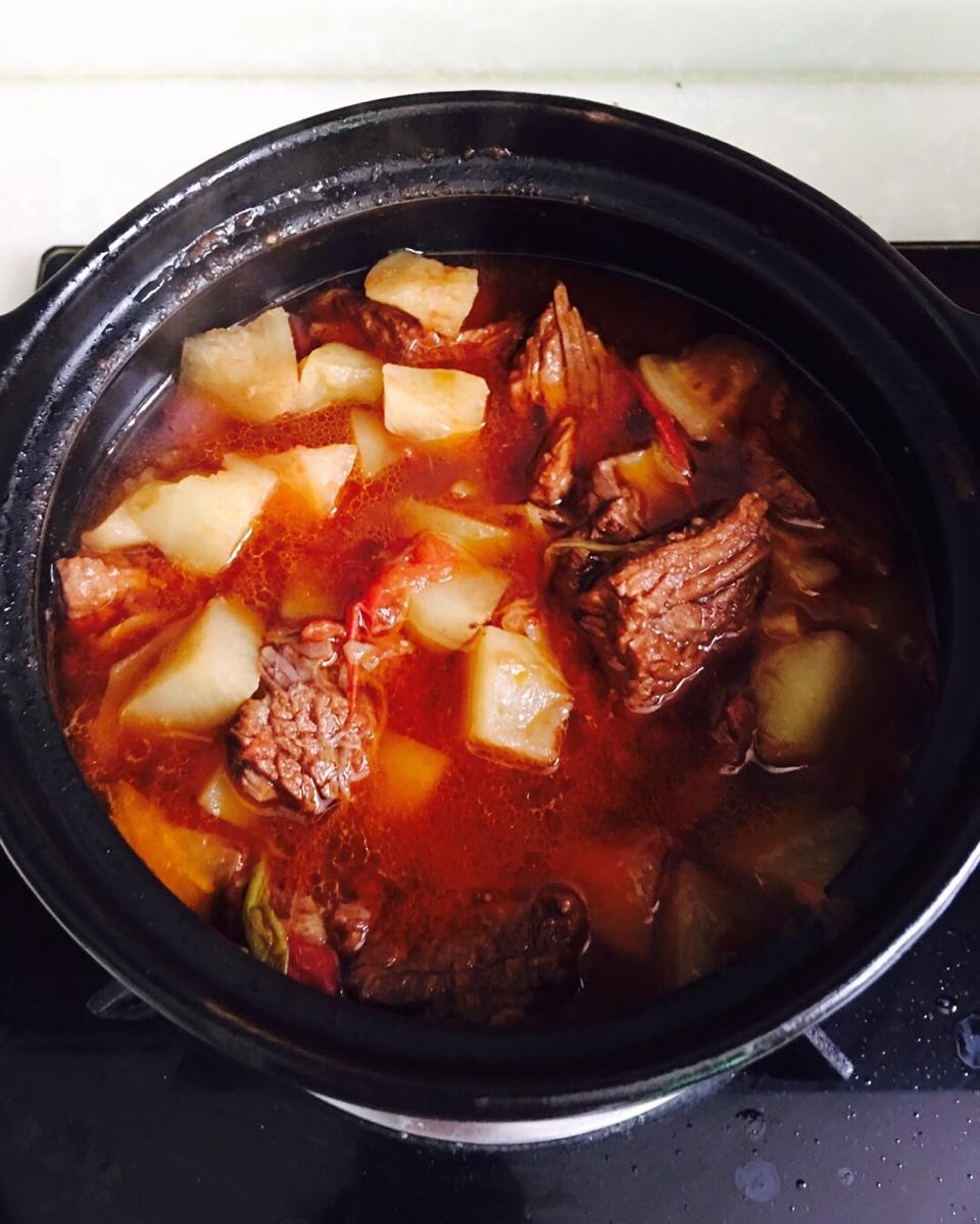 番茄土豆炖牛腩
