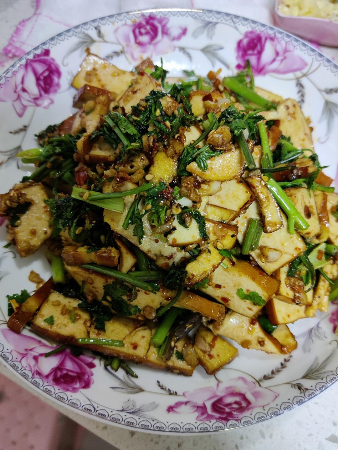 一吃就停不下来的～麻辣香干😋