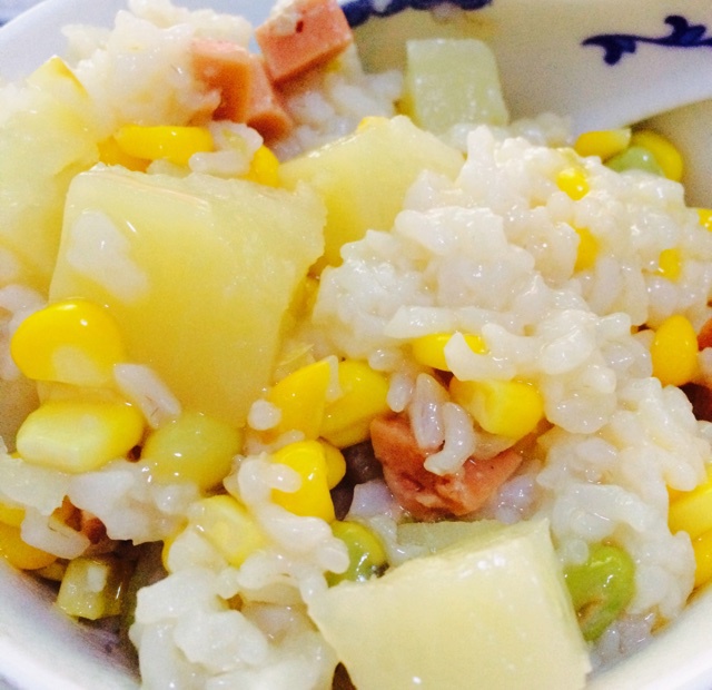 韩式香肠土豆焖饭
