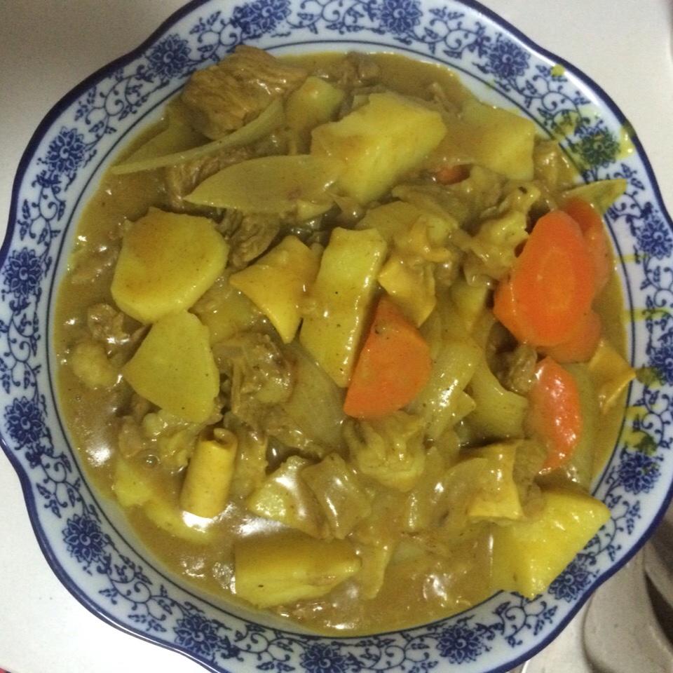 咖喱土豆牛肉