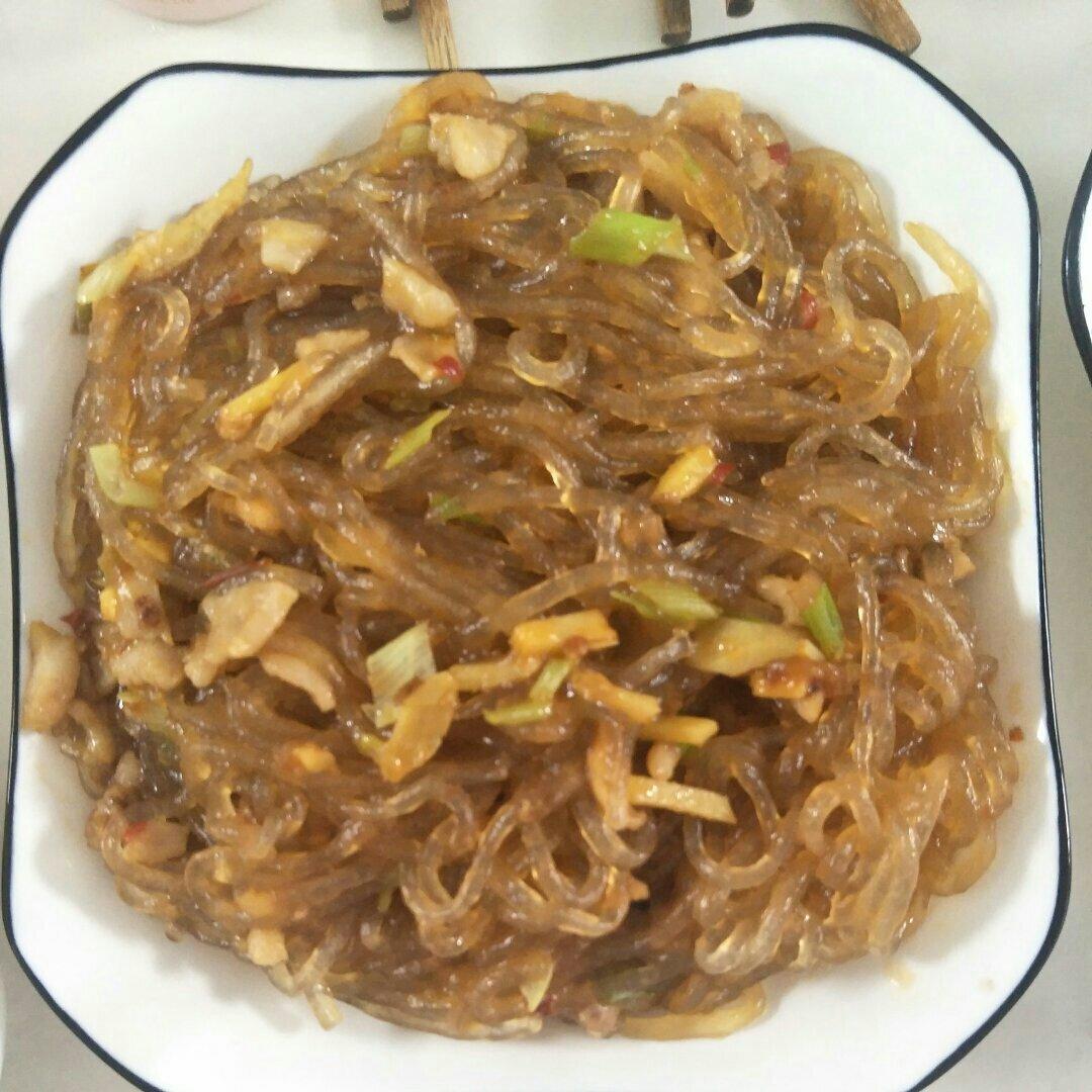 蚂蚁上树