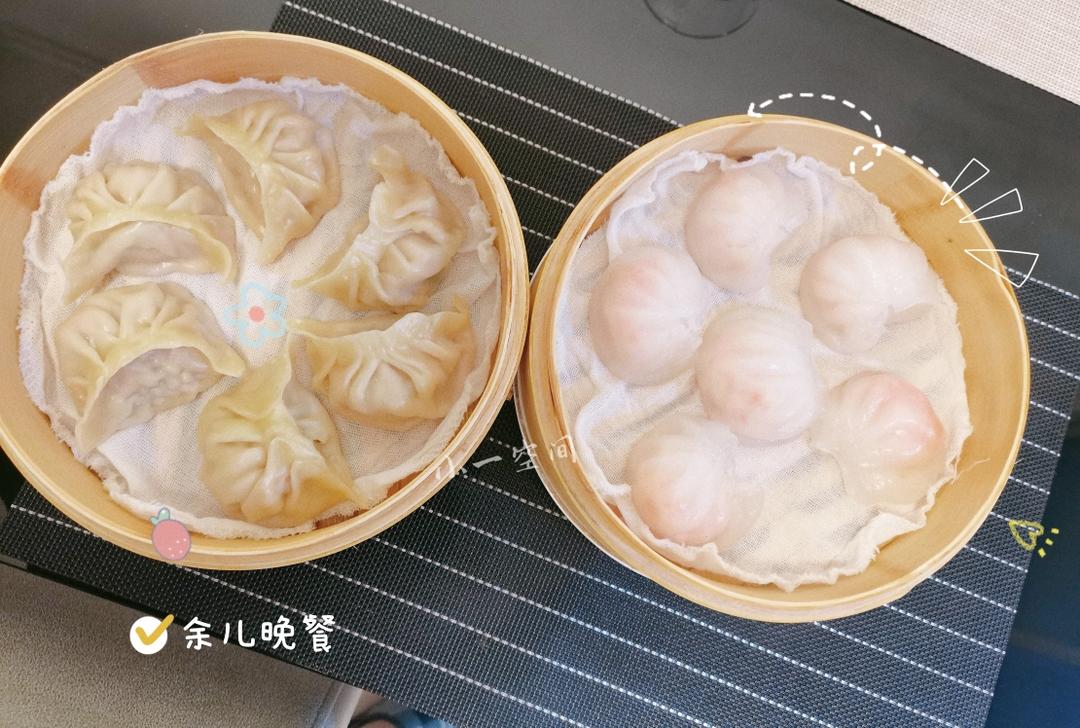 莲藕香菜饺子的做法