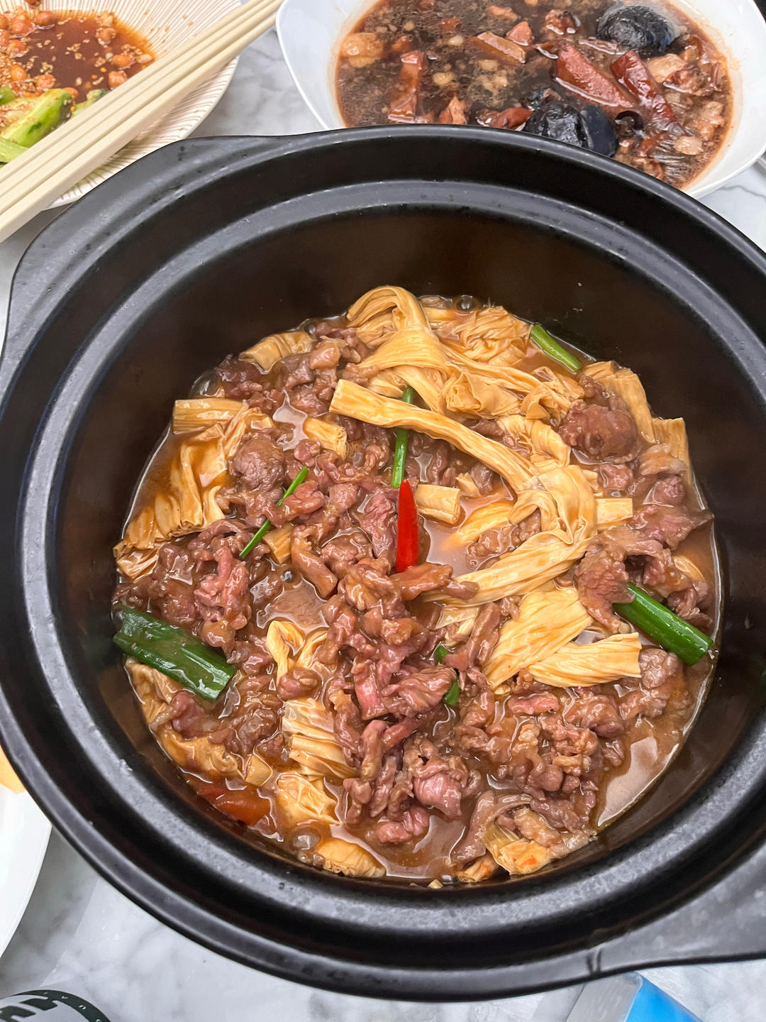 牛肉腐竹番茄煲