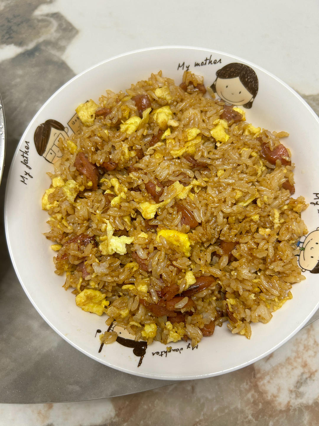 超级好吃的酱油火腿蛋炒饭！