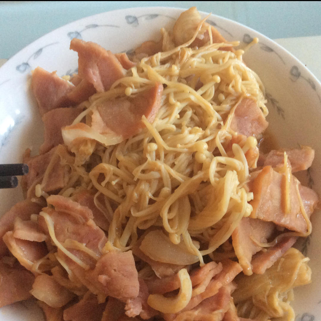 培根炒金针菇