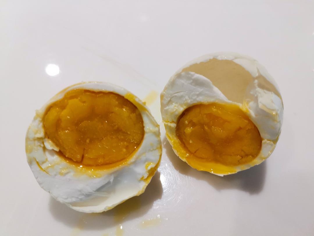 咸鸭蛋的3种腌法