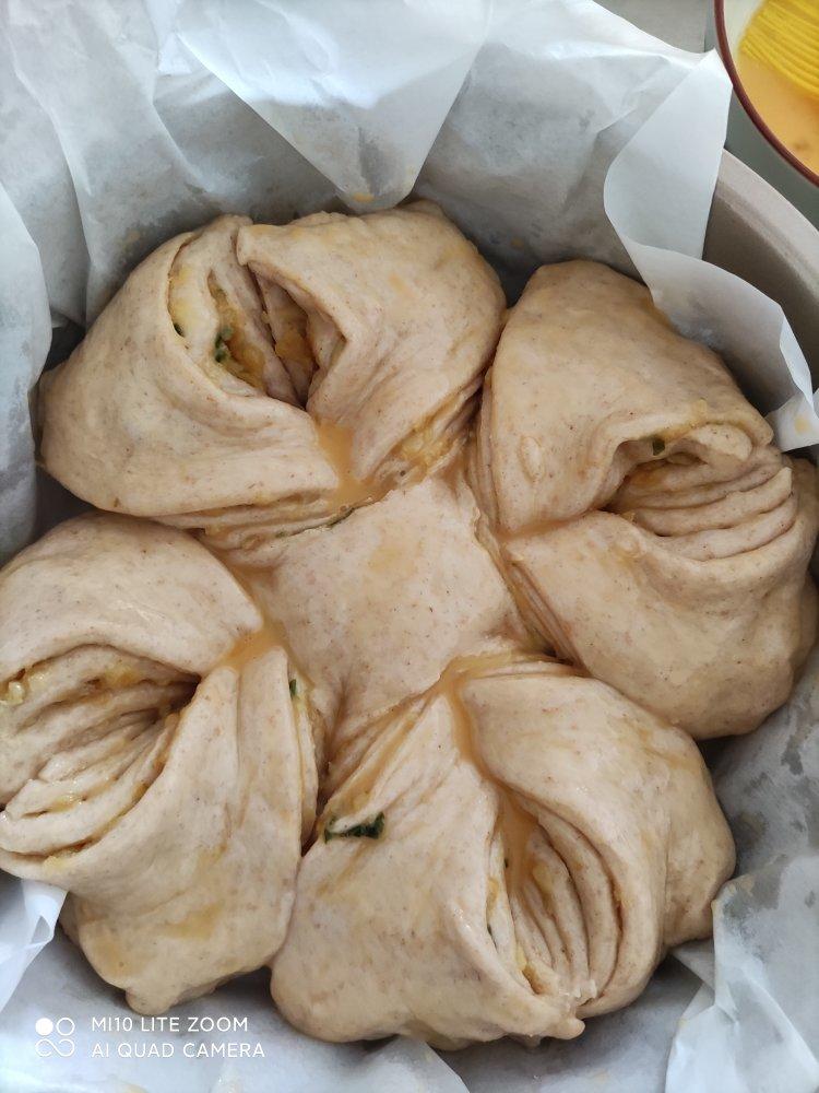 【小高姐】蒜香浓郁 造型优美 不用揉出手膜的面包