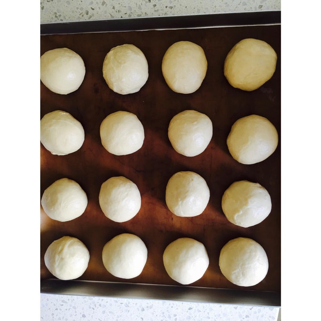 一次性发酵鲜奶油小面包