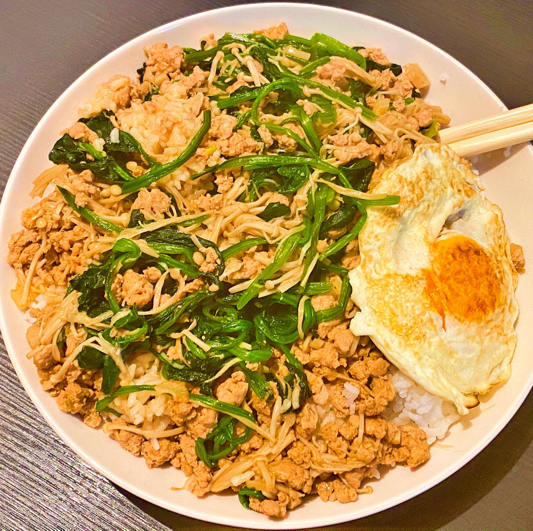 菠菜鸡蛋炒火腿