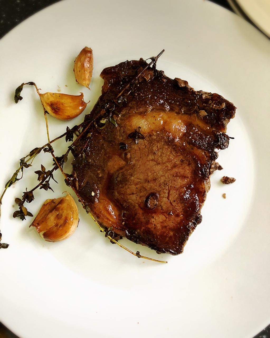 好吃到哭的煎牛排