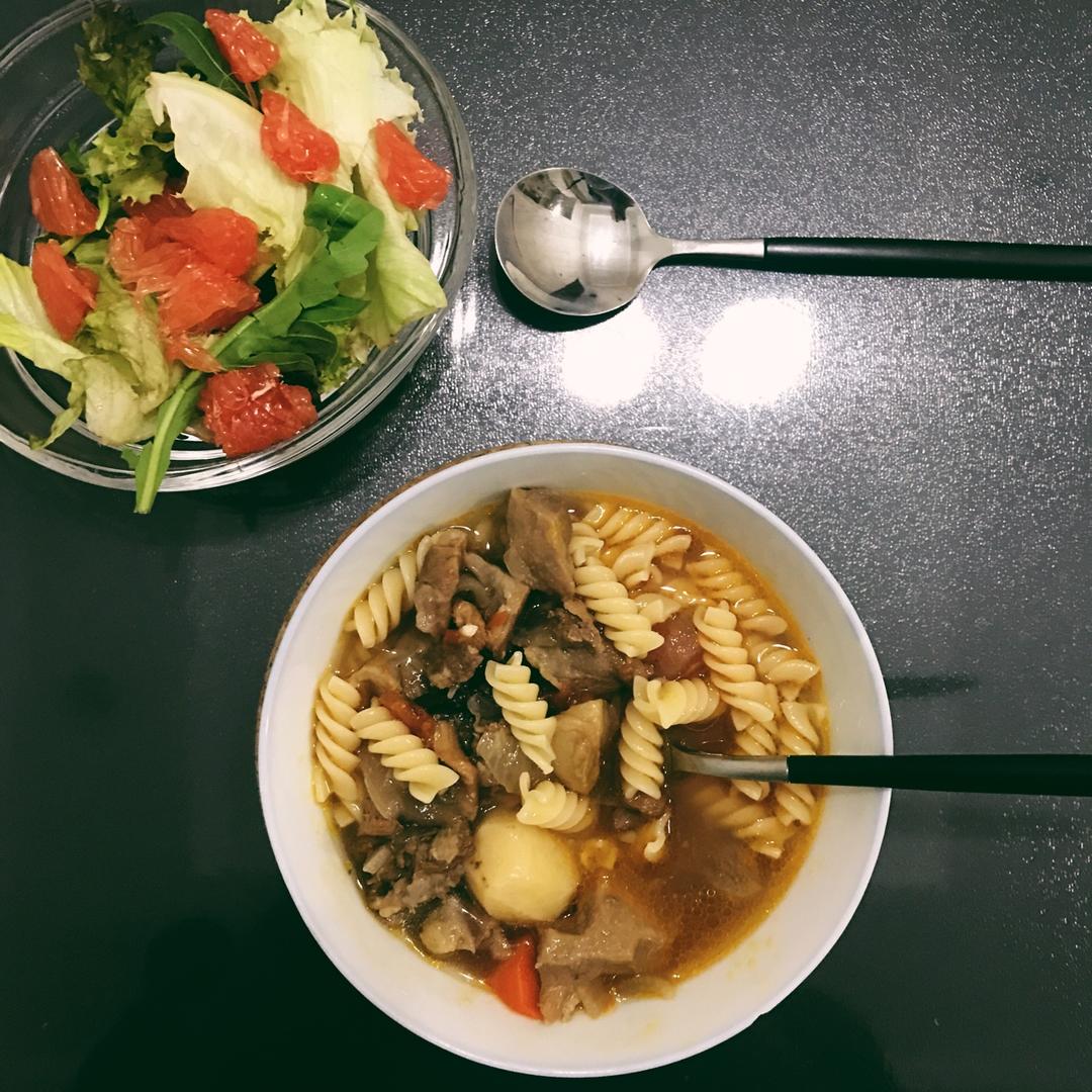 红烧牛肉土豆 （独家秘制）