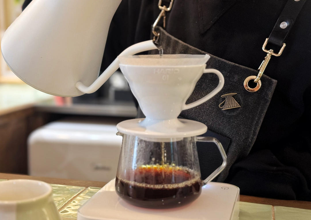 爱就是在一起。走遍世界。揽尽风景。食尽美味。感受美好。