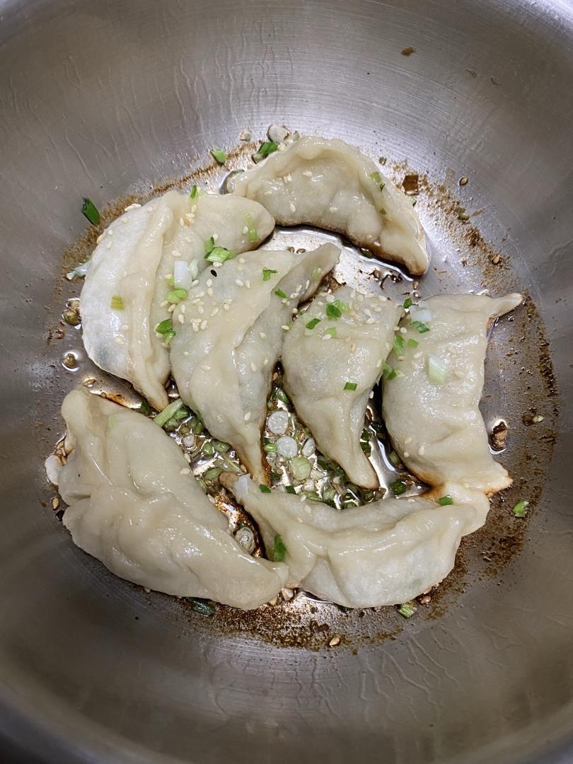 手工揉面三分钟，又韧又薄又好包的饺子皮