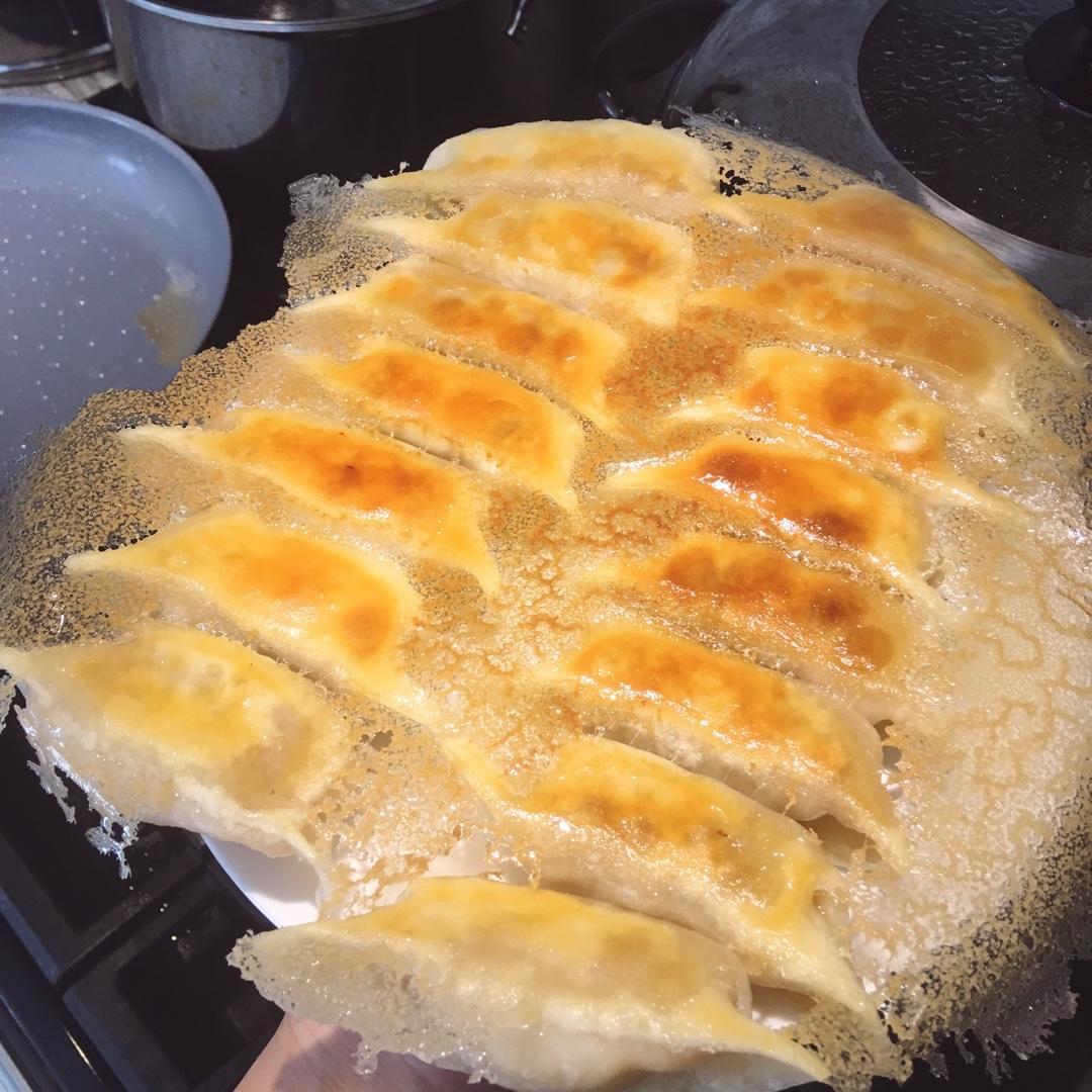 xinag做的雪花锅贴