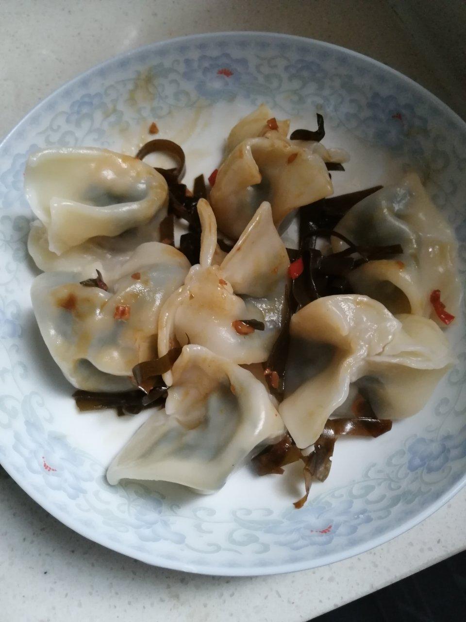 韭菜鸡蛋虾仁三鲜饺子