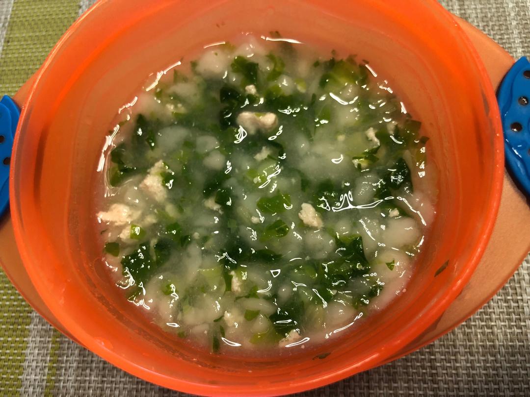 可可10月+辅食青菜鸡肉面疙瘩