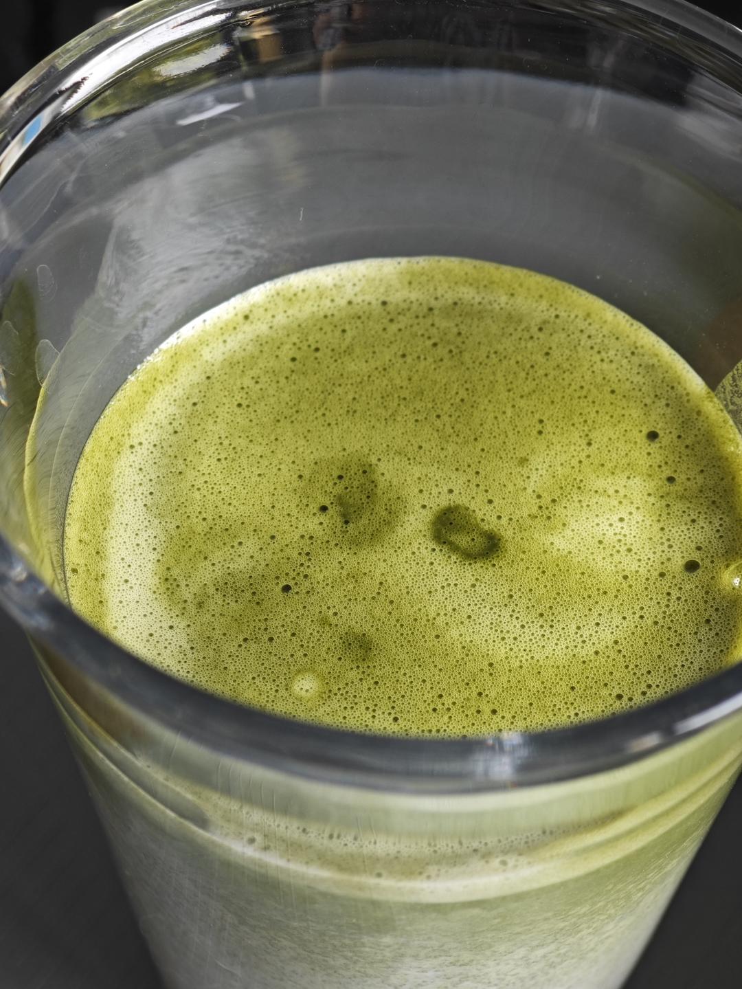 冰酿抹茶拿铁ICED MATCHA LATTE