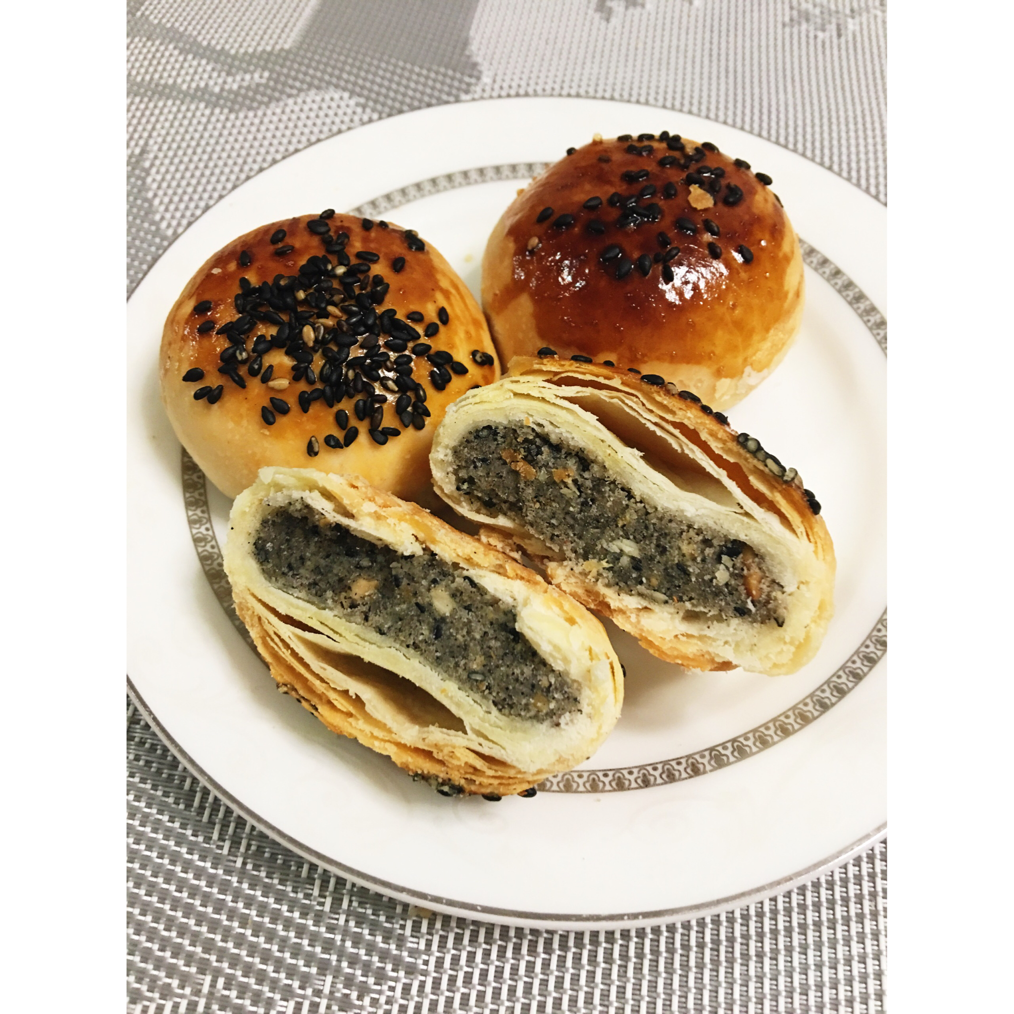 椒盐酥饼（自制椒盐芝麻馅）