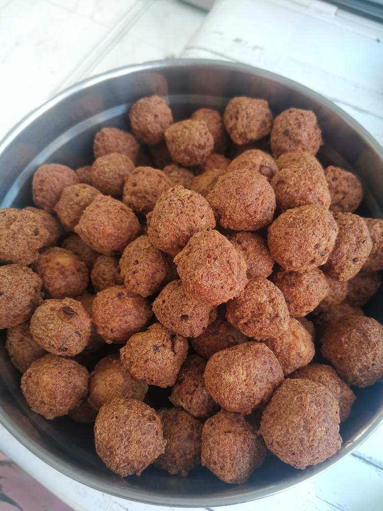 辽宁凌源的豆腐丸子~过年才有的菜哟！！