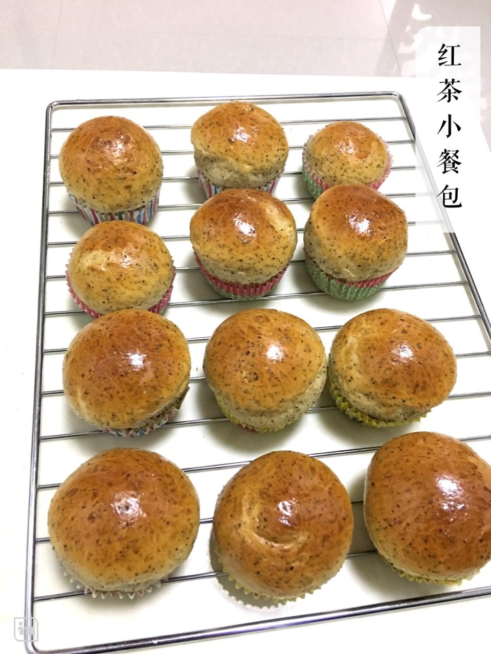 松软的可以弹起来—红茶小餐包