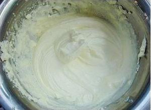 酸奶芒果慕斯蛋糕的做法 步骤1