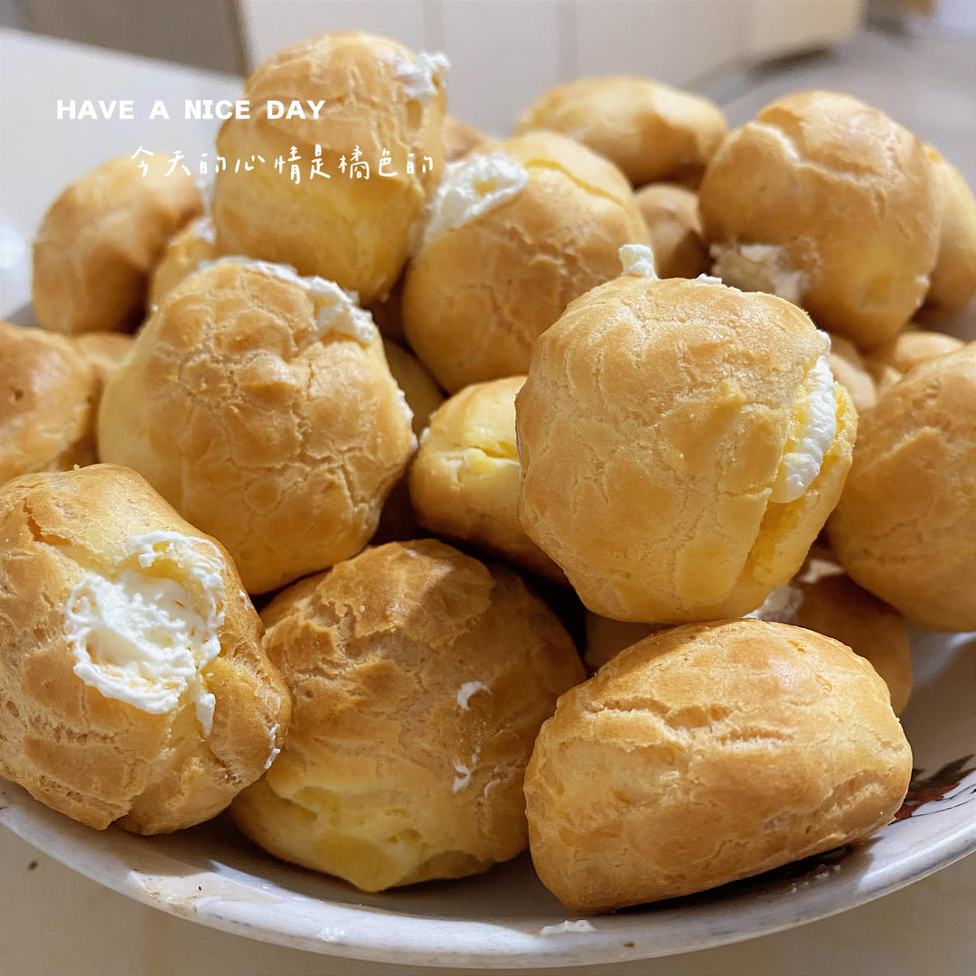 简单易成功的奶油小泡芙做法