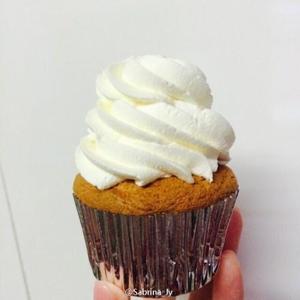 草莓奶油戚风蛋糕/纸杯蛋糕Cupcake的做法 步骤24