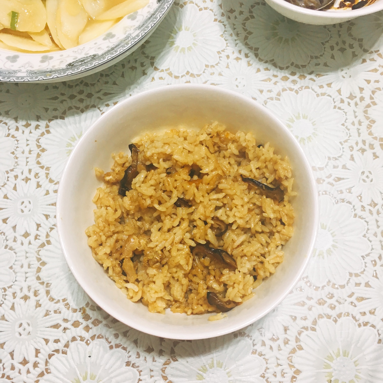 香菇萝卜干虾米焖饭