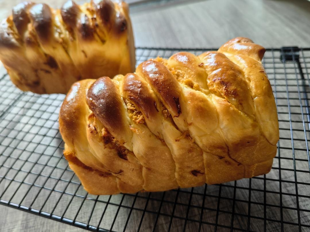 双倍南瓜肉松吐司🍞色泽金黄软乎乎❗️