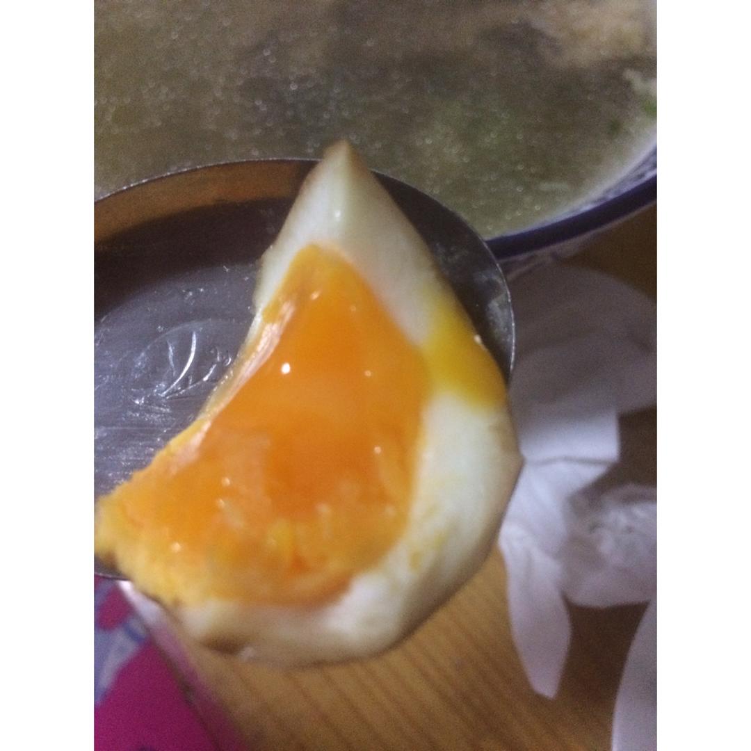 溏心卤蛋