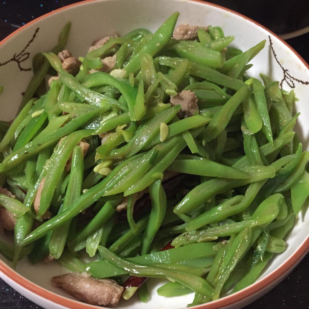 豆角炒肉丝