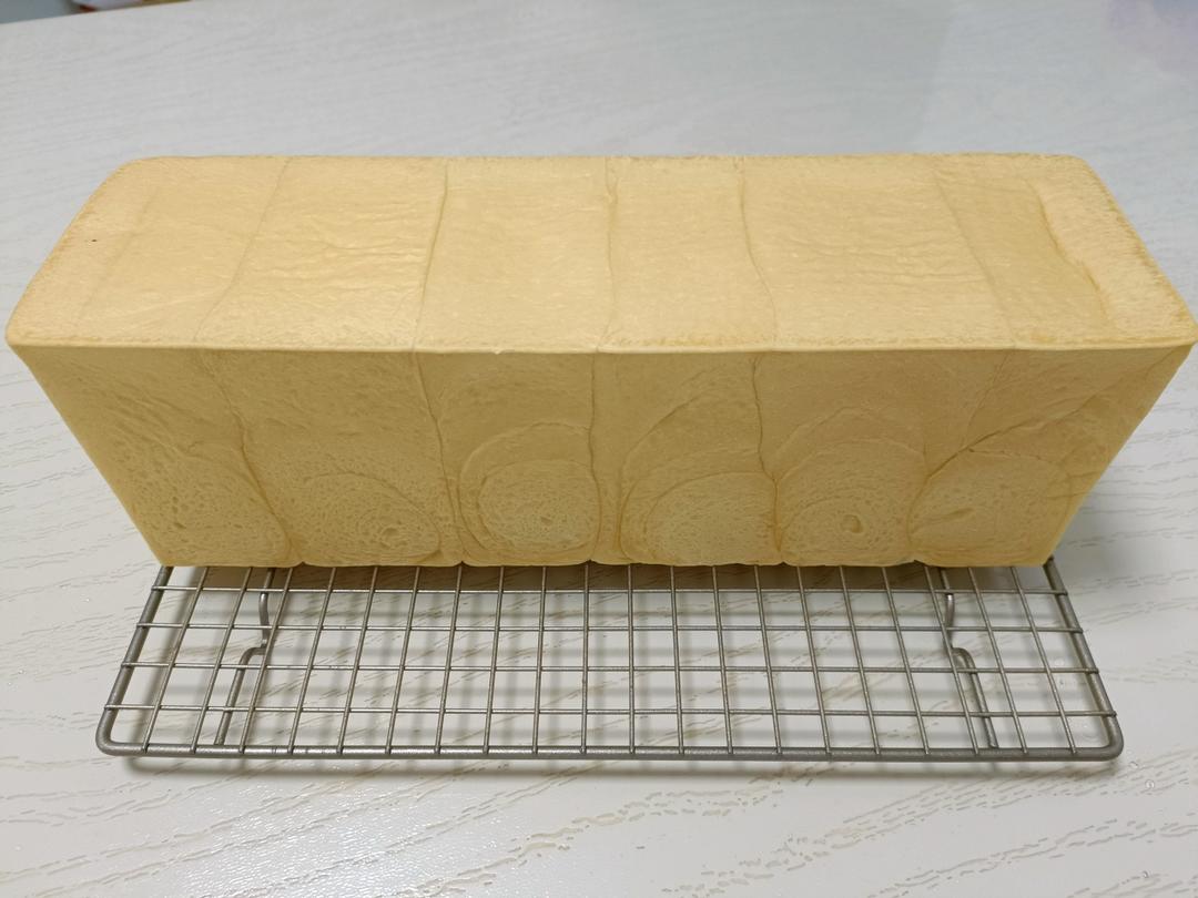 升级版奶香手撕吐司