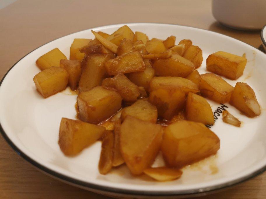 🔥巨下饭，软糯入味！比肉还好吃的红烧土豆