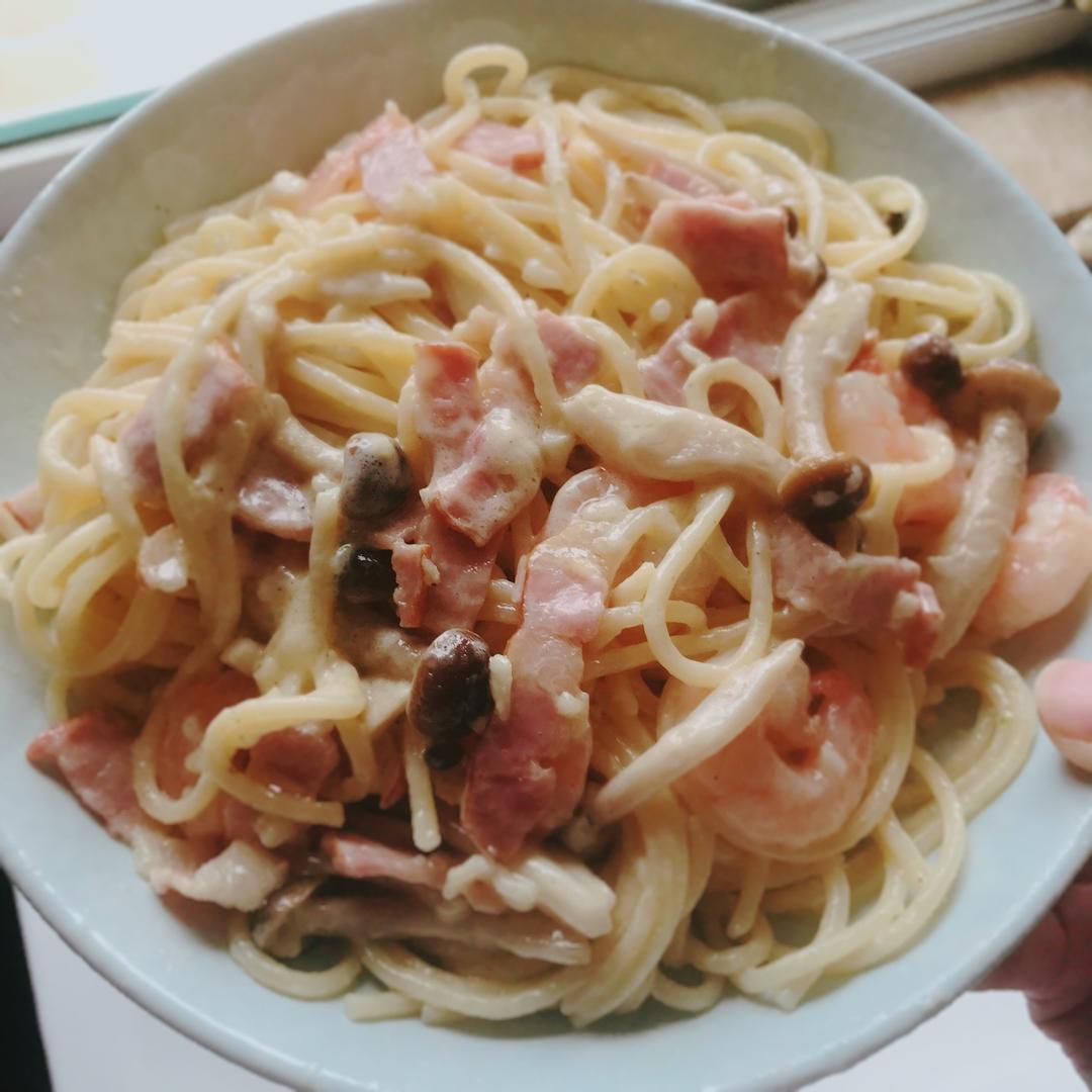 奶油大虾培根意粉