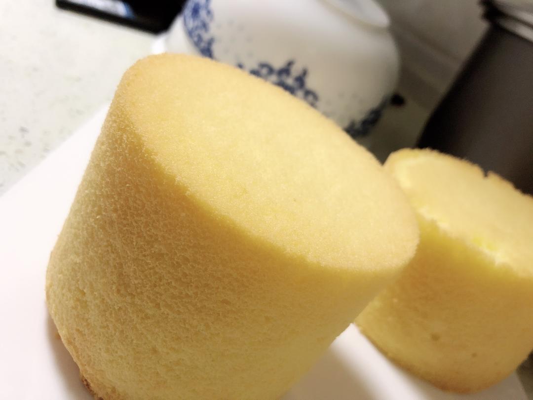 四寸抹面戚风蛋糕胚