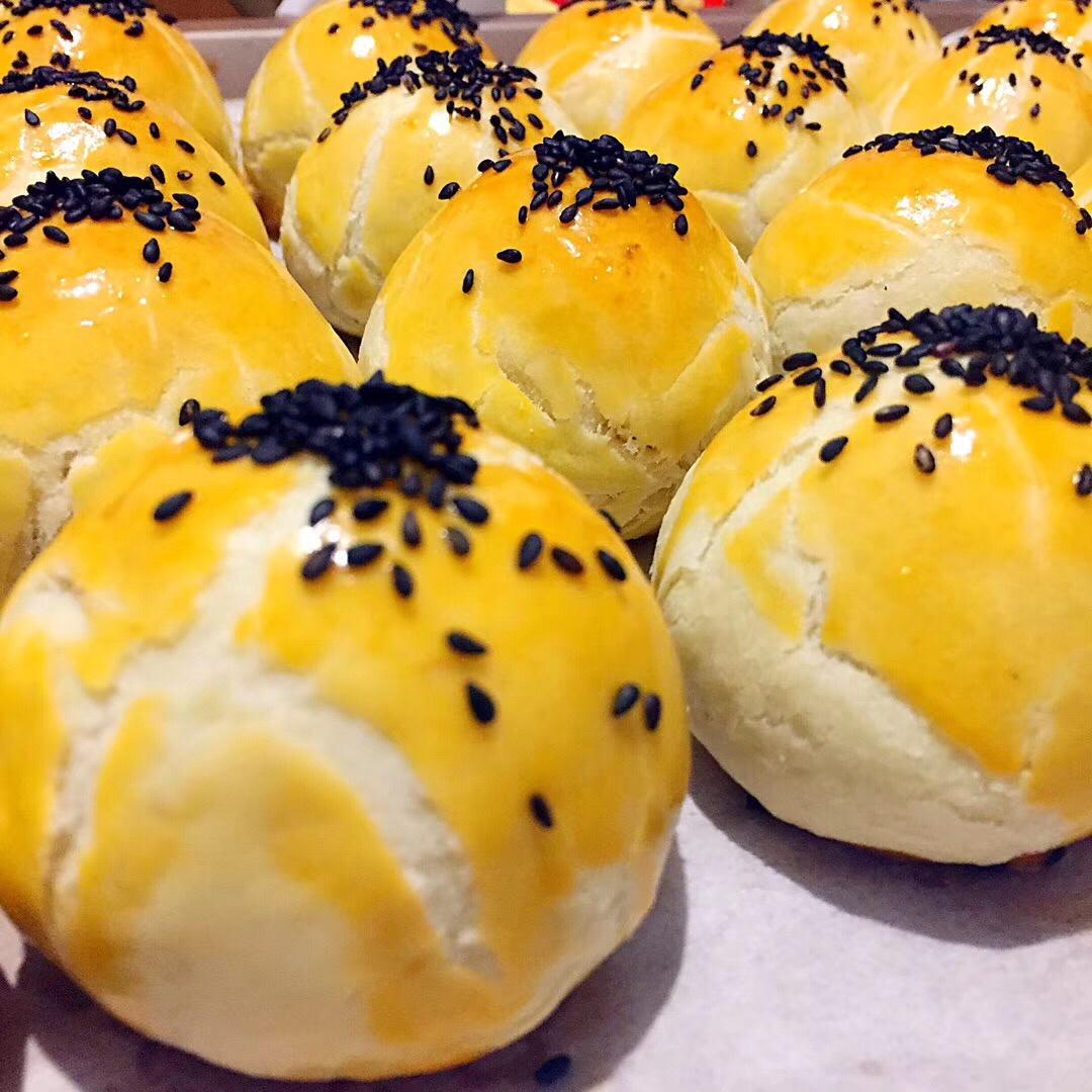 蛋黄酥酥酥（超级奶香黄油版）