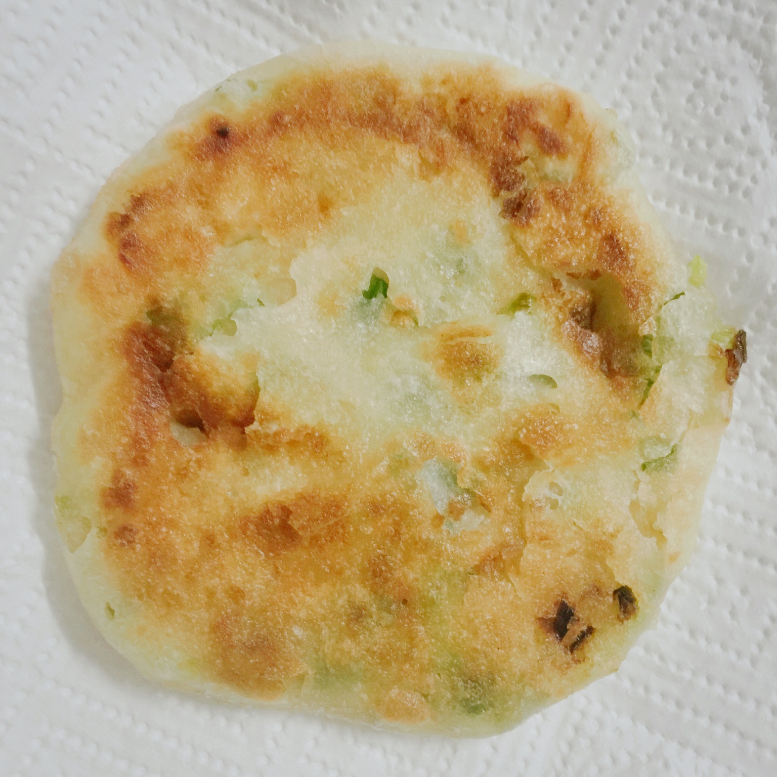 贾缃做的葱花油饼 spring onion pancake
