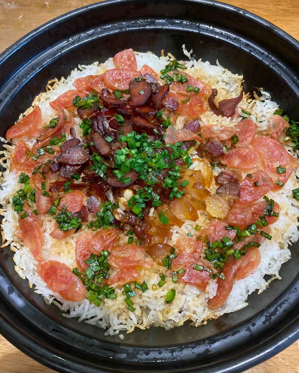 腊味煲仔饭，20分钟饭菜同出